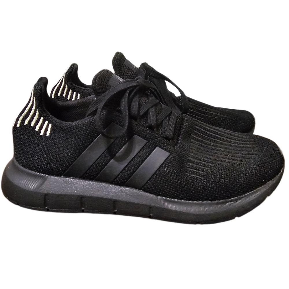 Adidas Women's Swift Run 1.0 Black Sneakers